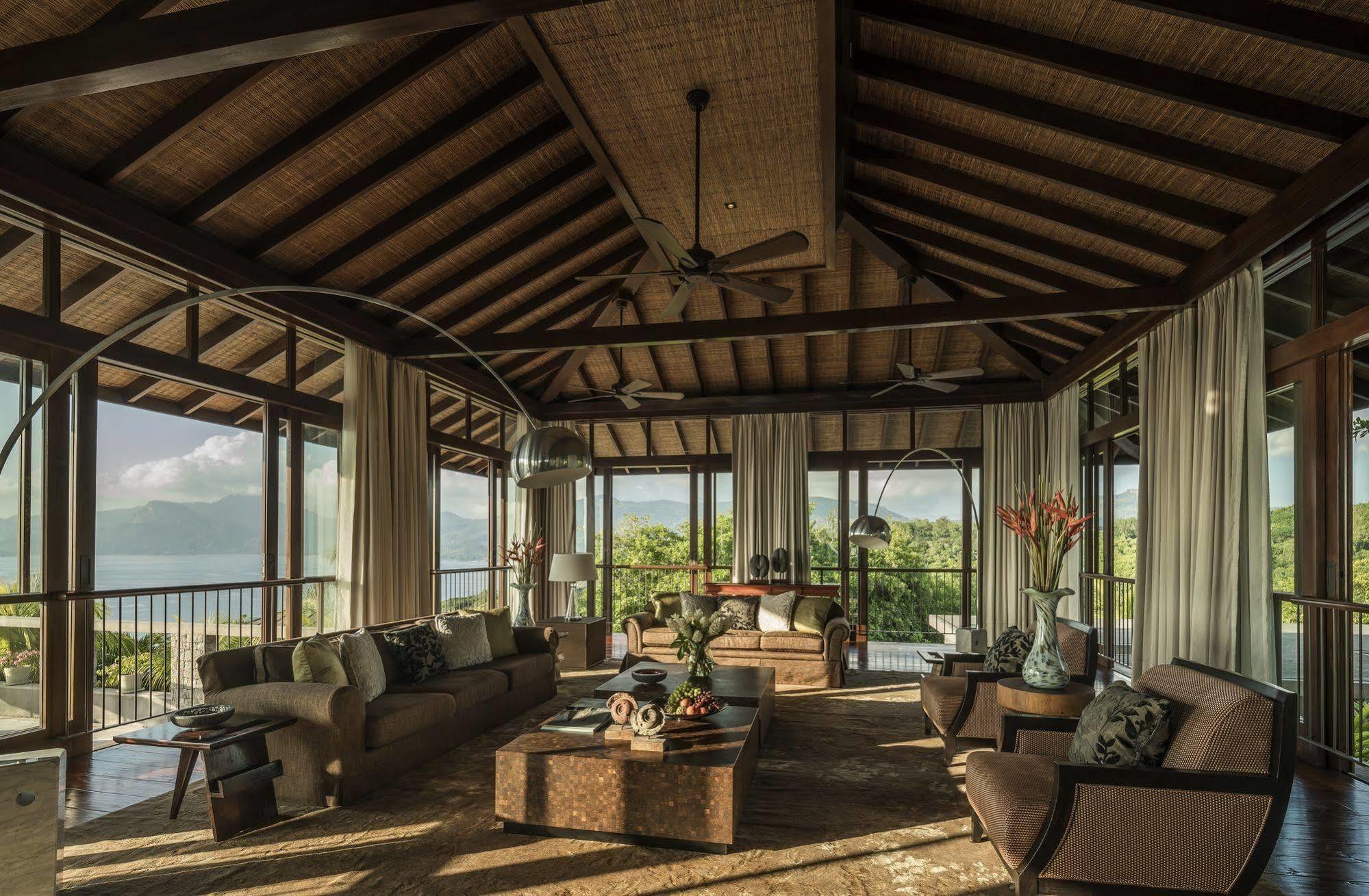 Four Seasons Seychelles 5* Baie Lazare (Mahe)