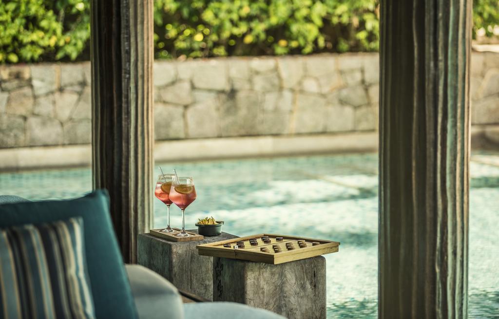Four Seasons Seychelles 5*